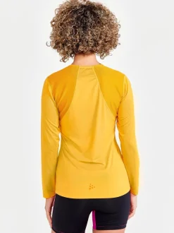 WOMEN'S ADV ESSENCE LONG SLEEVE TRAINING TEE