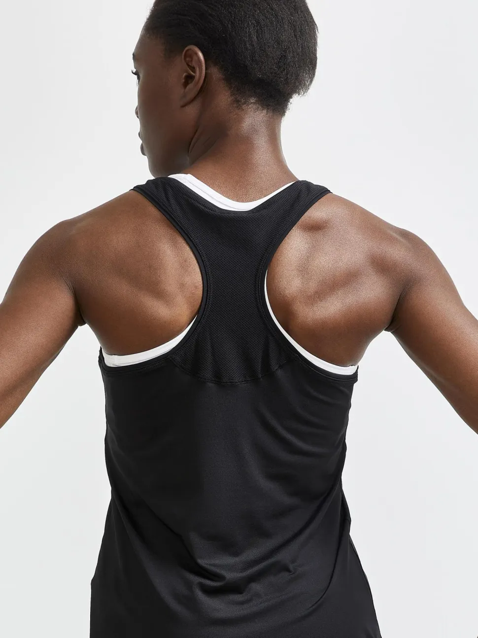 WOMEN'S ADV ESSENCE TRAINING SINGLET