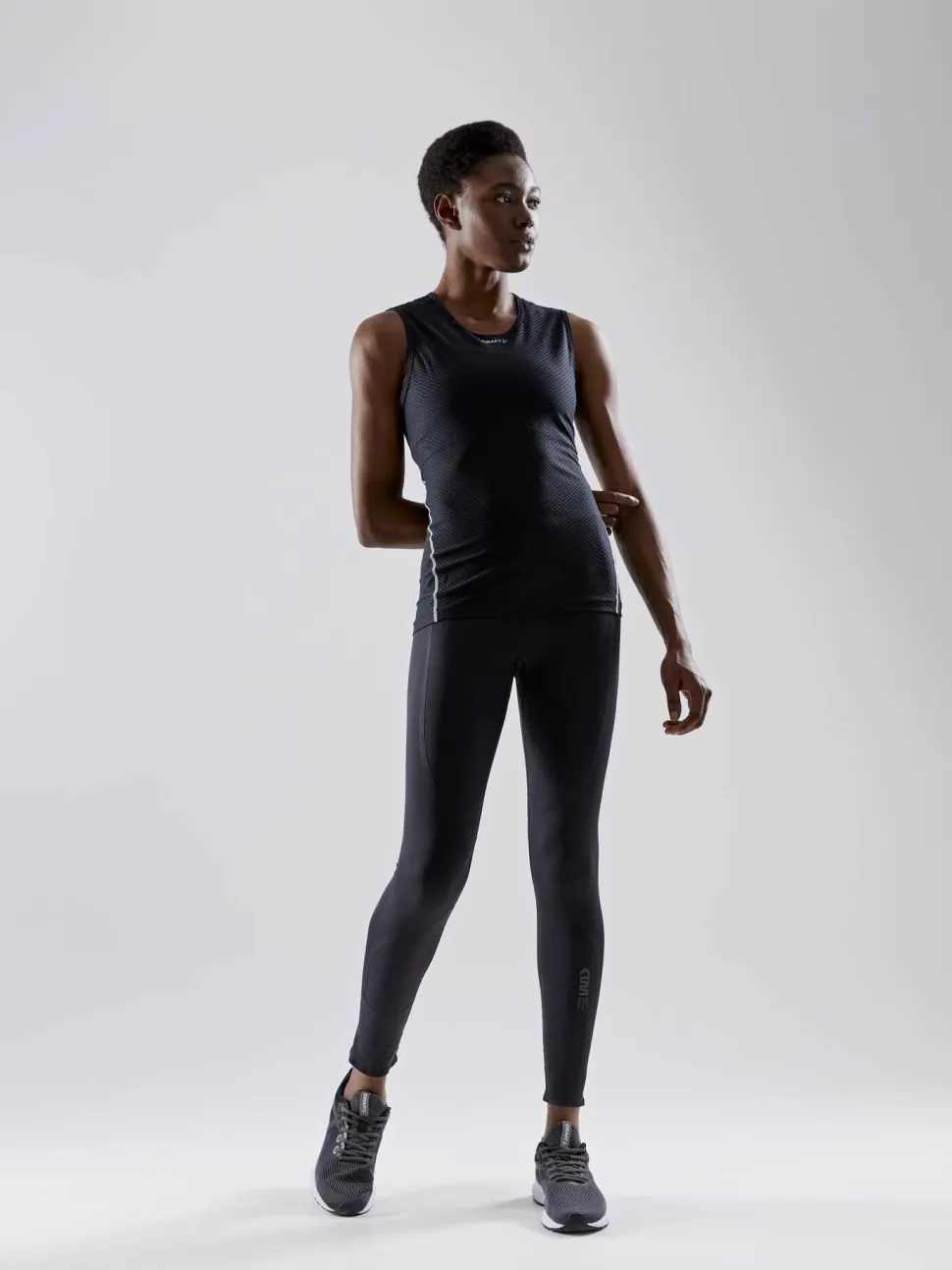 WOMEN'S COOL MESH SUPERLIGHT SLEEVELESS - Black